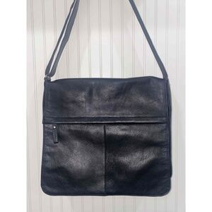 Latico Black Leather Laptop/Messenger Bag Padded Storage Organizer Work Travel